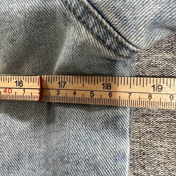 St John's Bay Jean Jacket Women PSmall Blue Light Wash Pockets Long Sleeve Denim - Picture 9 of 12